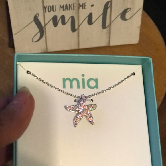 MIA Jewelry - Starfish Necklace